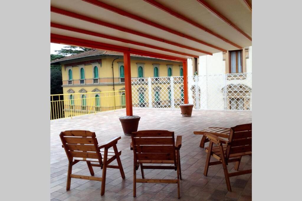 Attico Incerpi, Terrazza Sui Tetti Di Montecatini Terme Apartment Exterior photo